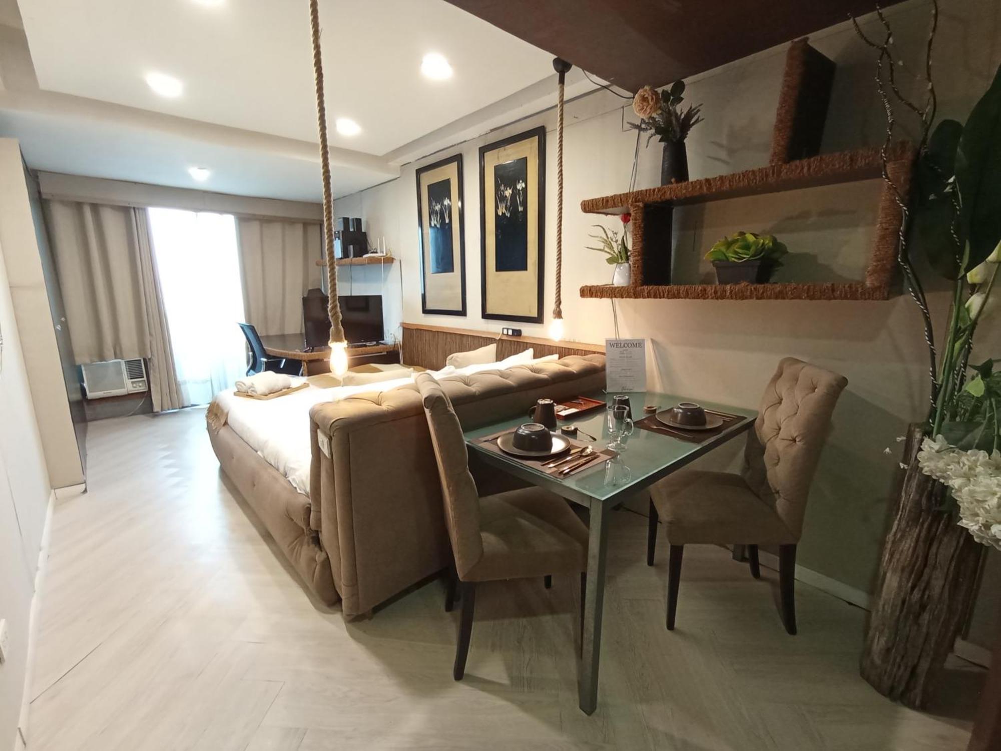 The Staycation - Serviced Rooms Manila Bagian luar foto